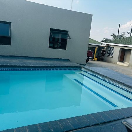 Btv Guesthouse Hazyview Esterno foto